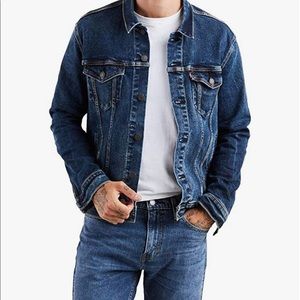 NWT Levi’s Men’s Blue Colusa Trucker Stretch Denim Jacket Size